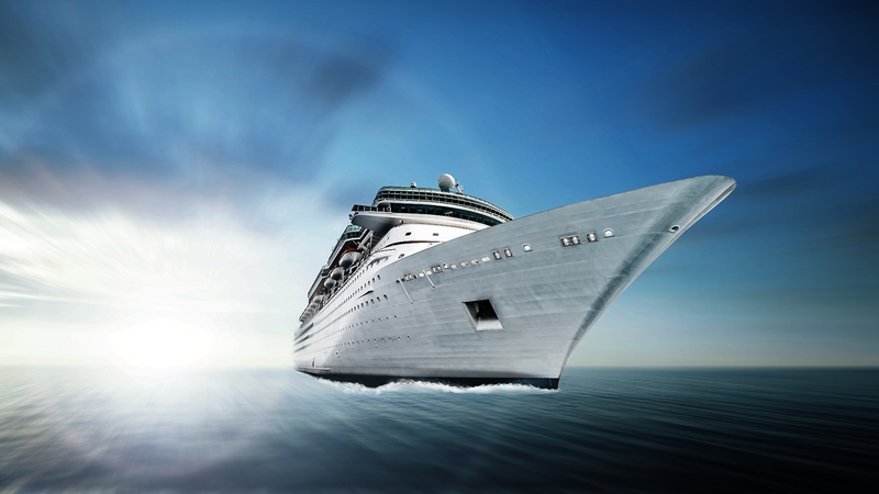 Kreuzfahrtschiff auf dem Meer, enthält Anwendungen von Gasfedern in Türen, Klappen und Möbeln im maritimen Bereich.
